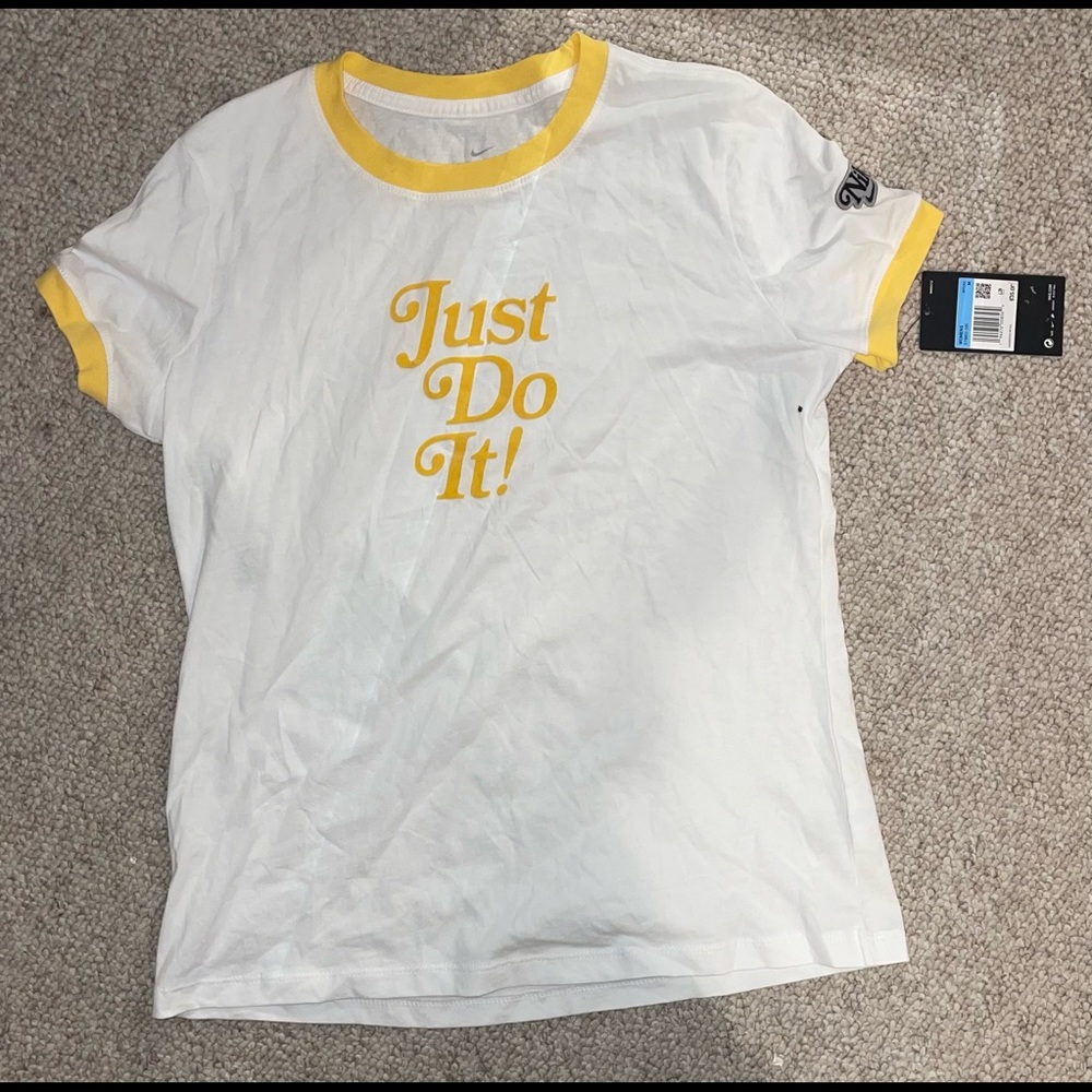 Nike T-shirt